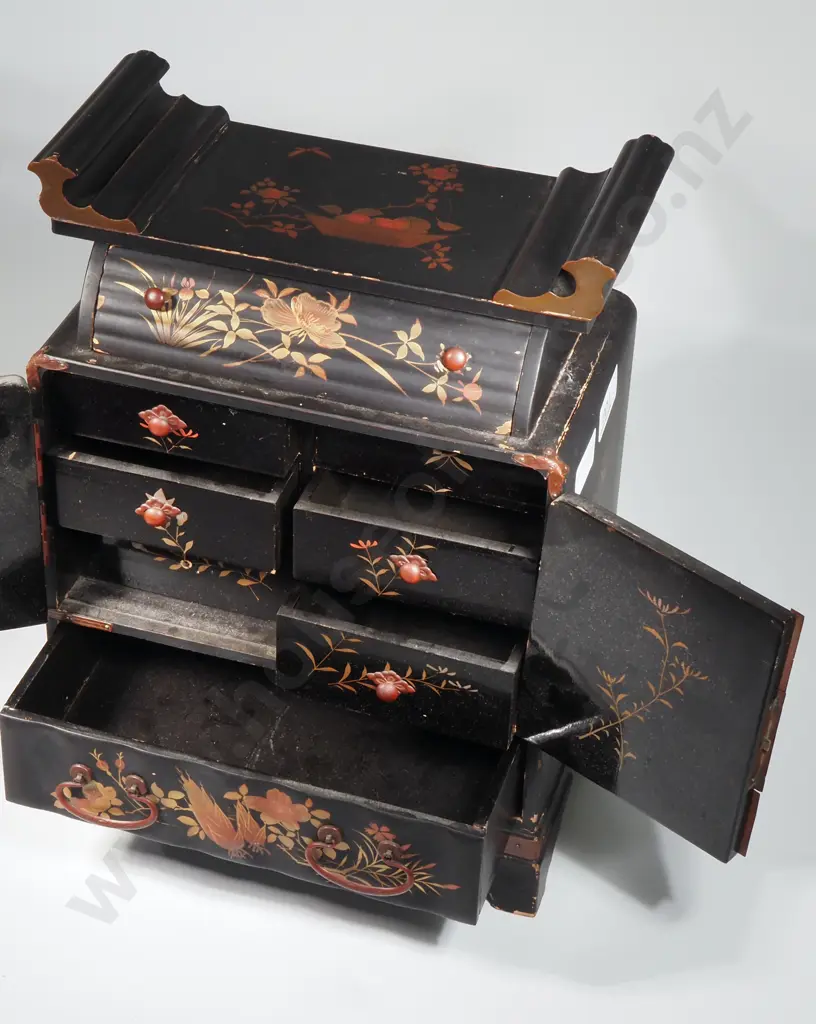 Vintage Japanese Black Lacquered Jewellery Box With Brass Mounts&Drawers. Image 1++