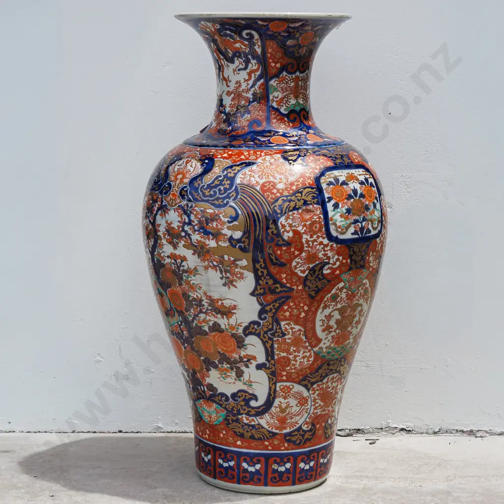 Tall Japanese Dragon Decorated Imari Floor Standing Vase Decorated in Traditional Colours Of Blue & Iron Reds. A/F Image 1++