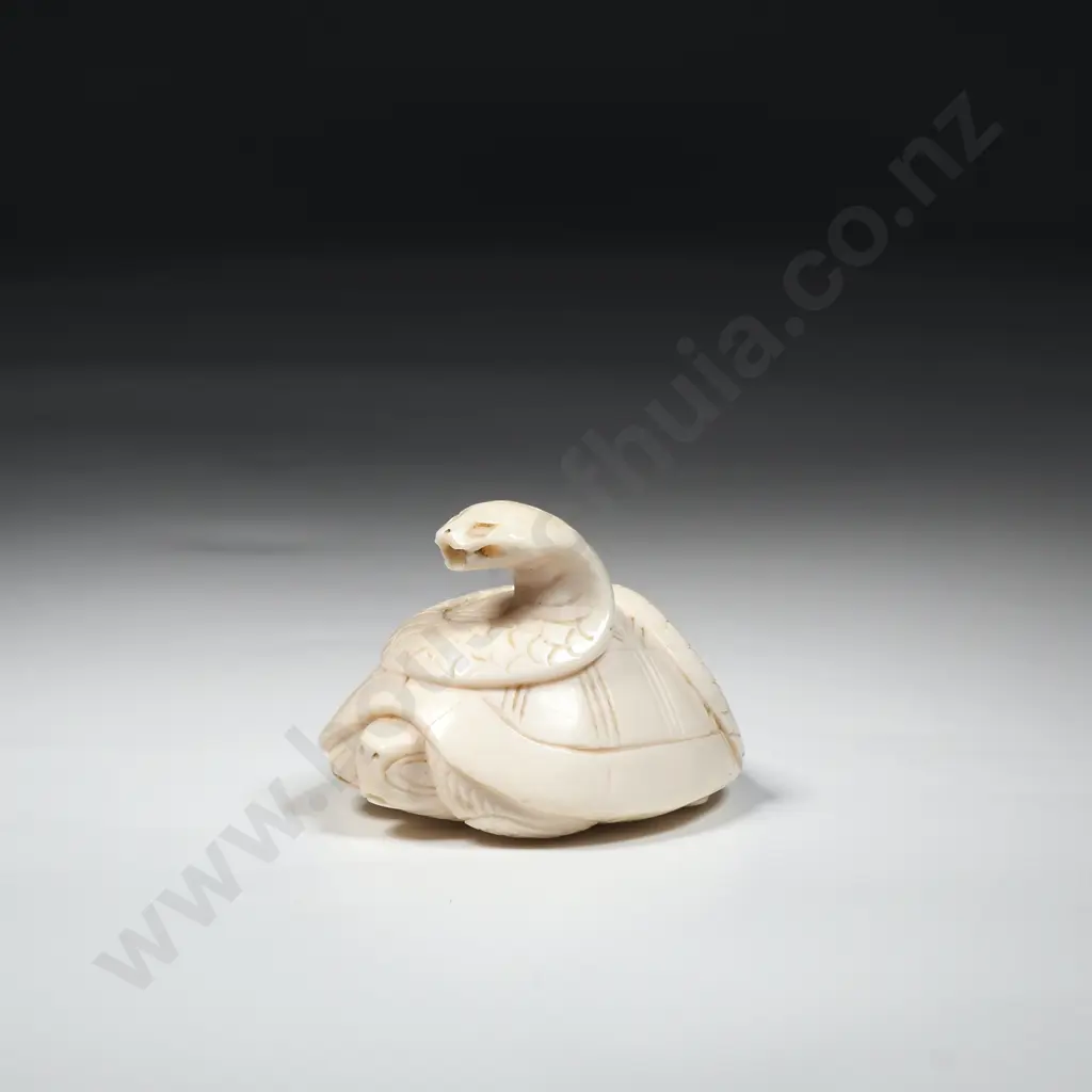 Vintage Ivory Netsuke Of A Snake Atop A Tortoise Image 1++