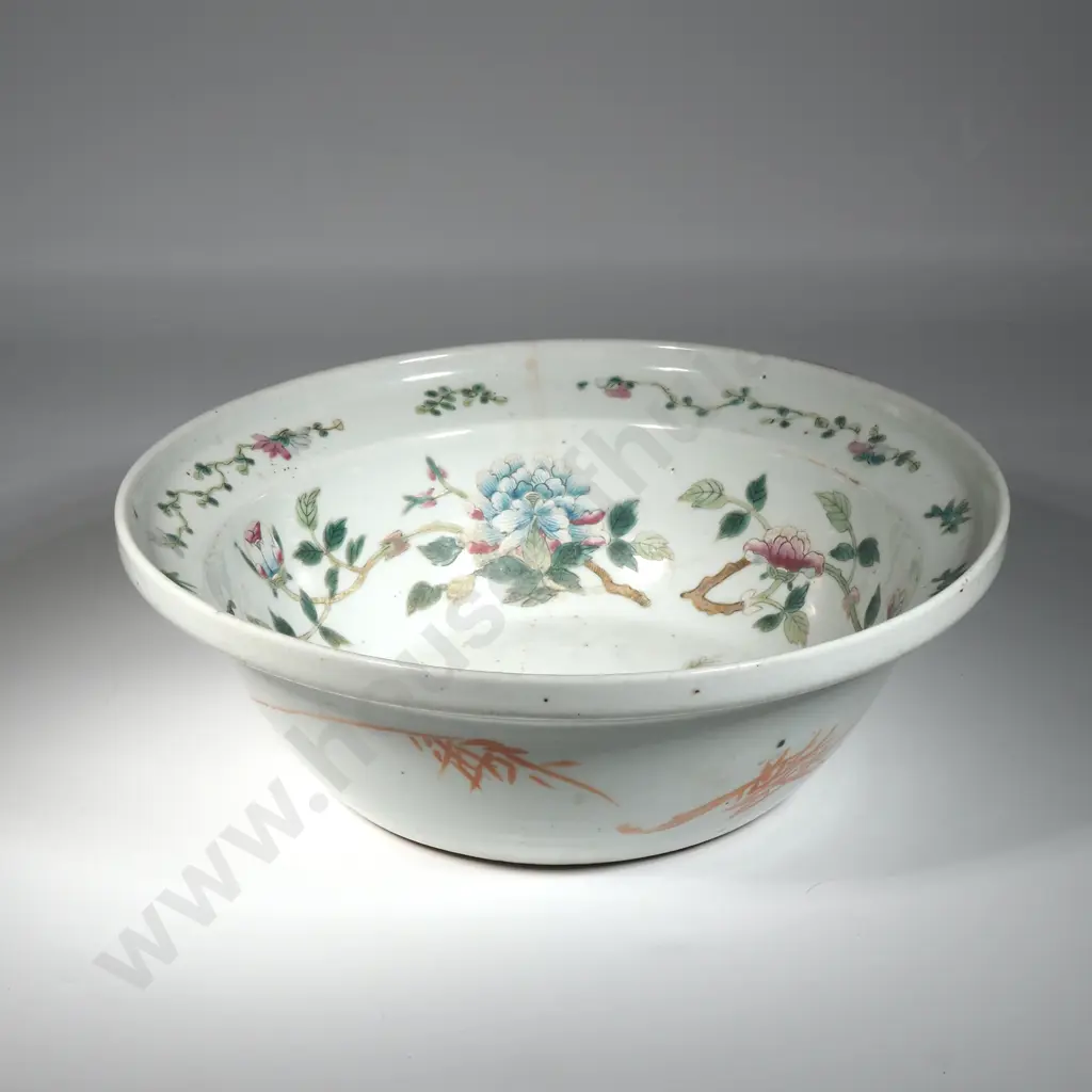 Famille Rose Bowl From The Qing Dynasty 1851 -1861. Image 1++
