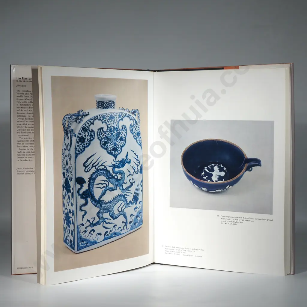 Far Eastern Ceramics in the Victoria and Albert Museum John Ayers. Published by Sotheby Parke Bernet, 1980 Image 1++