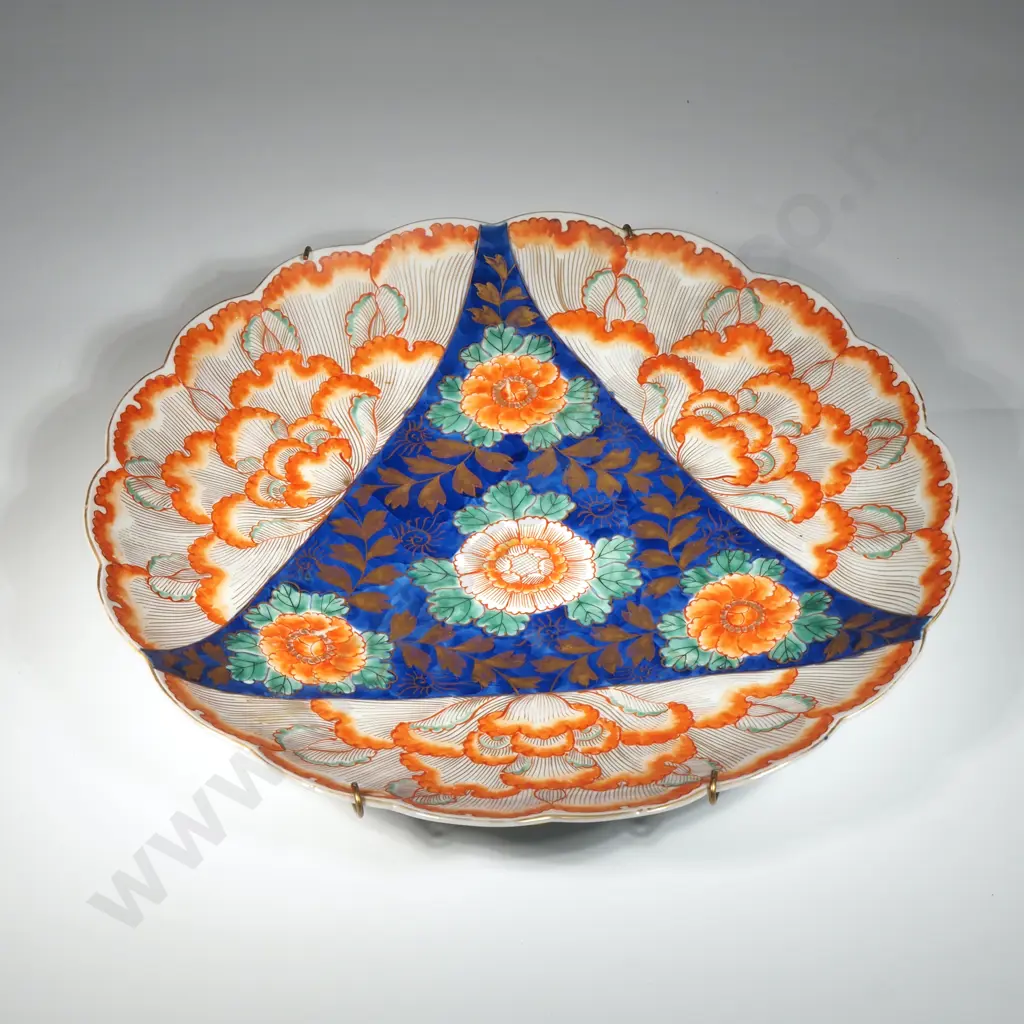 Imari Plate With Scallop Edge & Centre Featuring A Cobalt Blue Triangle Decorated With Flowers  Image 1++