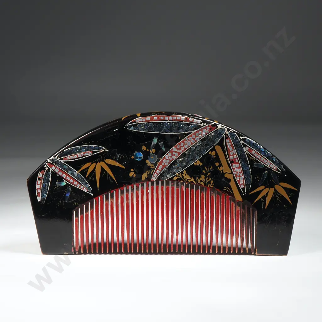 Lacquer Hair Comb Known As A Kushi Image 1++