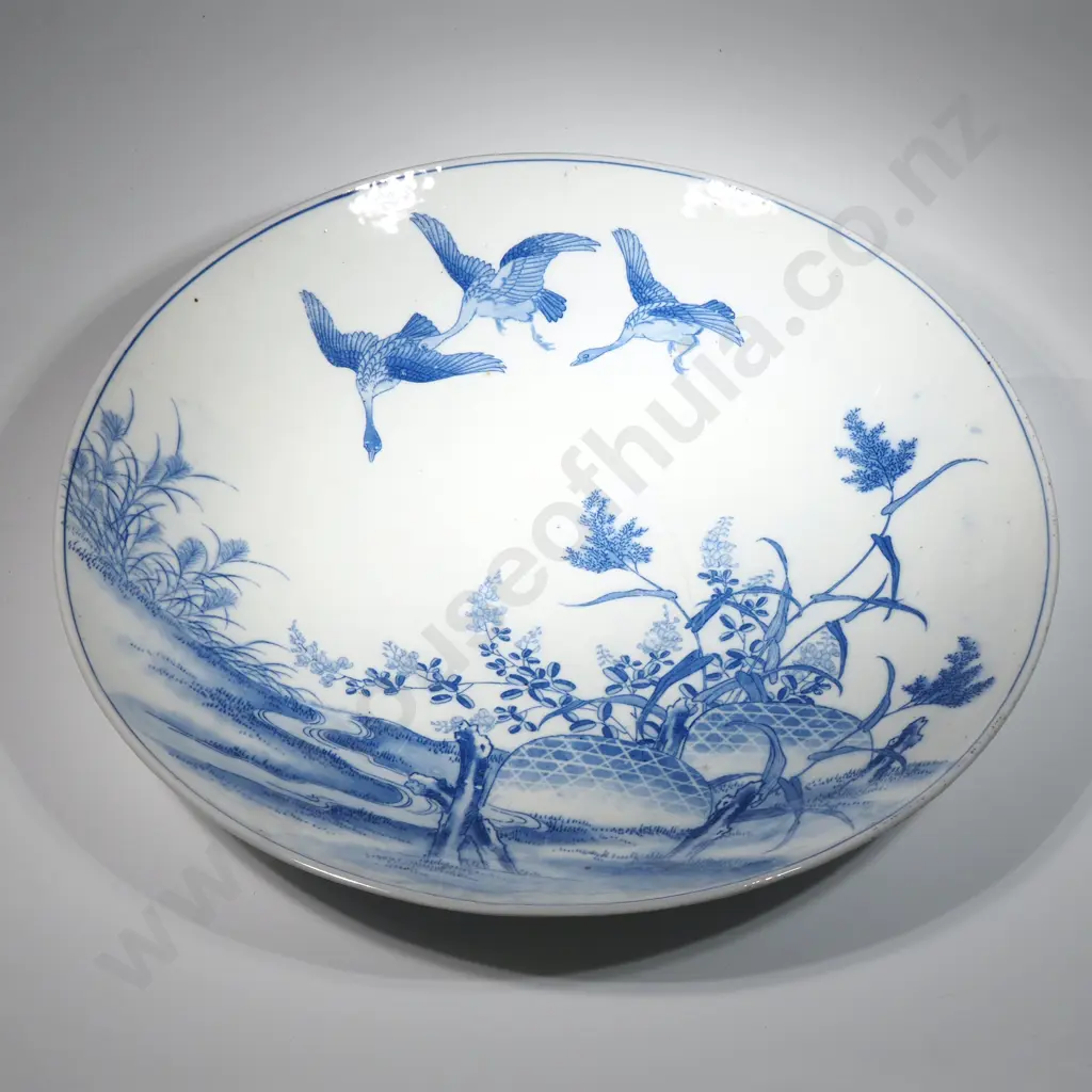 Large Blue & White Chinese/Japanese Porcelain Charger w Fat Geese Motif. Image 1++