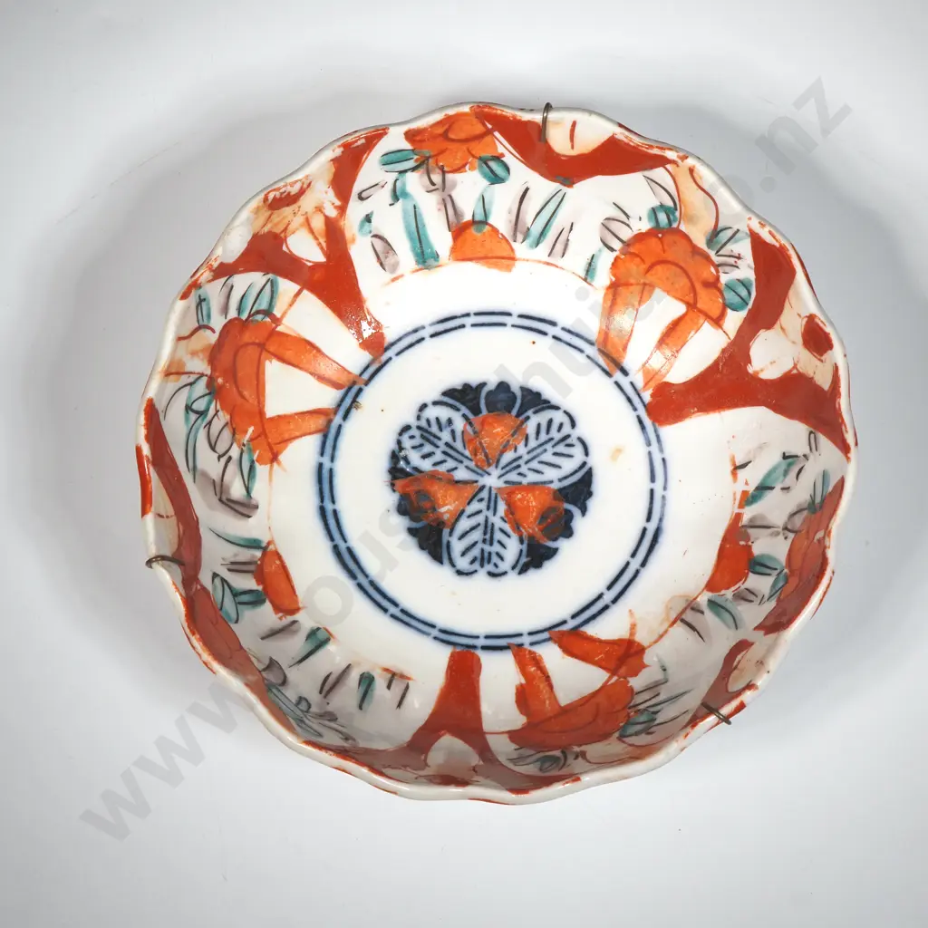 Antique Imari Bowl With Scalloped Edge & Mainly Rust Red Decoration. Marked "Classical Mingei C 1850 Image 1++