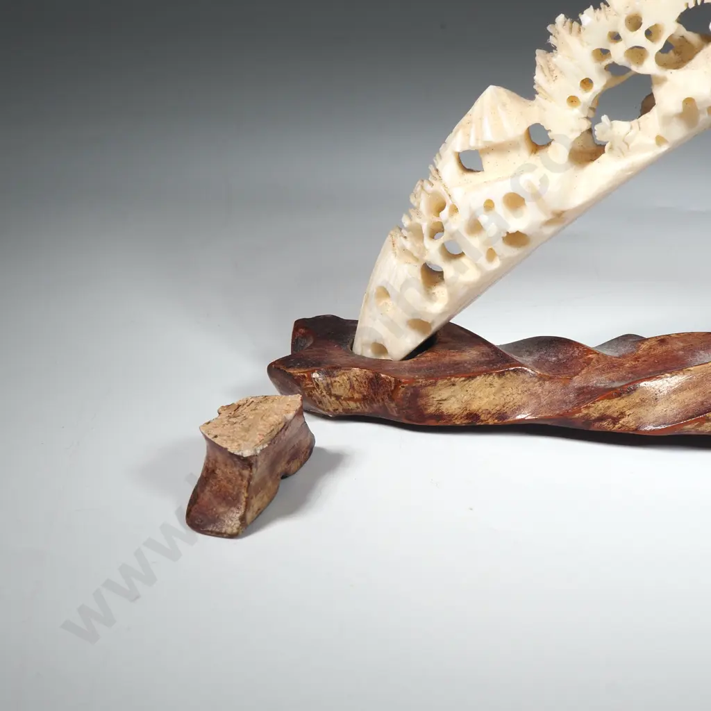 Carved Ivory Tusk Bridge On Wooden Stand A/F Image 1++