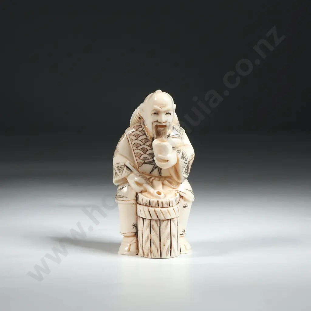 Ivory Okimono Of a A Man With A Pipe & A Cup Image 1++