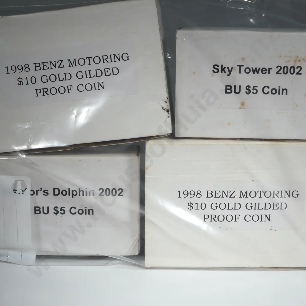 Four Cased New Zealand Proof Coins  Image 1++