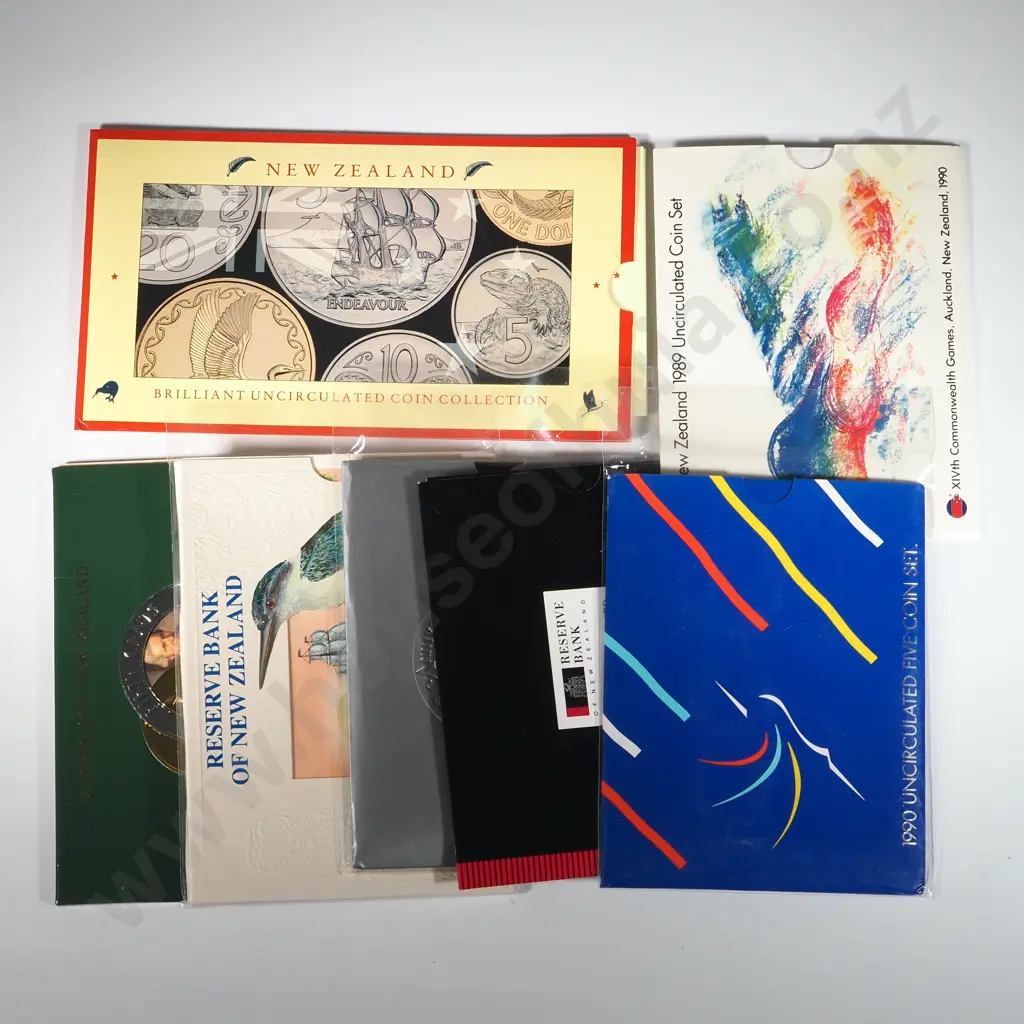 7 New Zealand Uncirculated Coin Sets  Image 1++