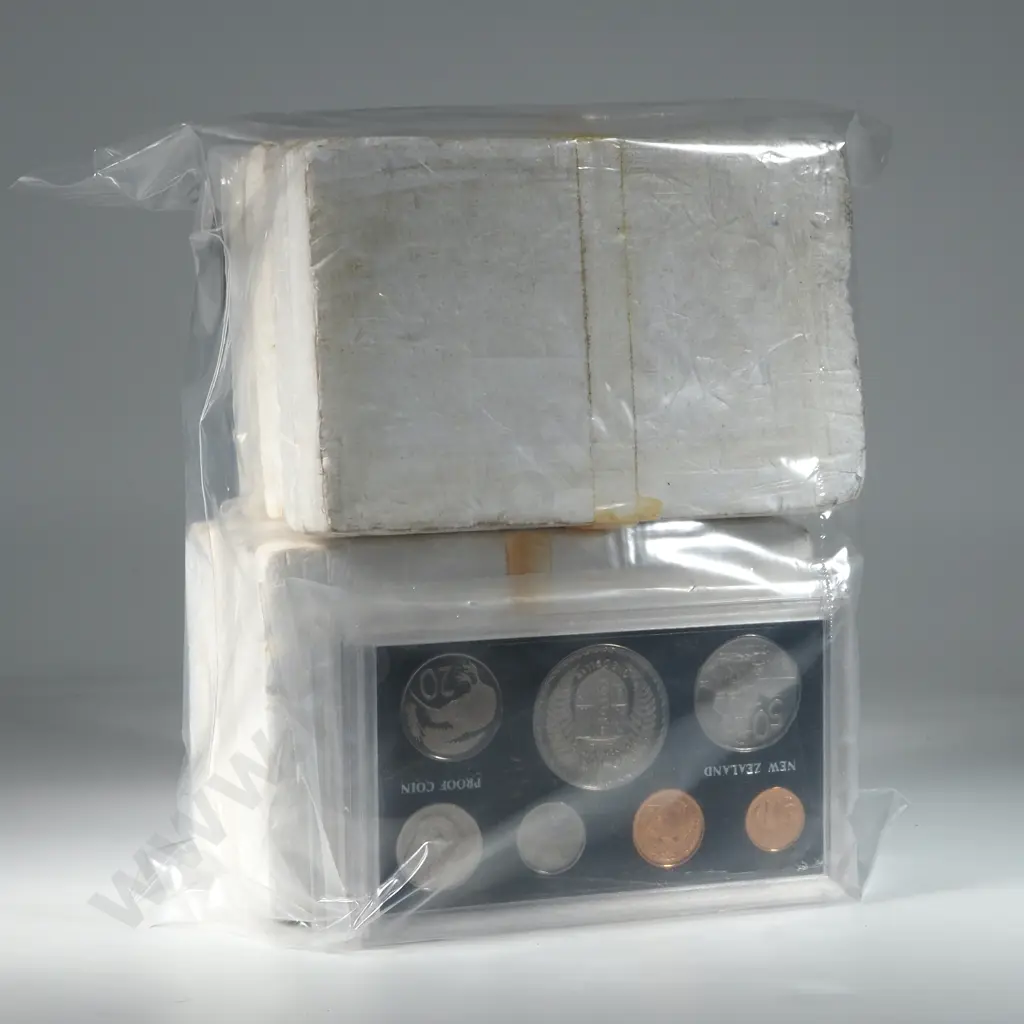 Eight New Zealand Proof Coin Sets  Image 1++