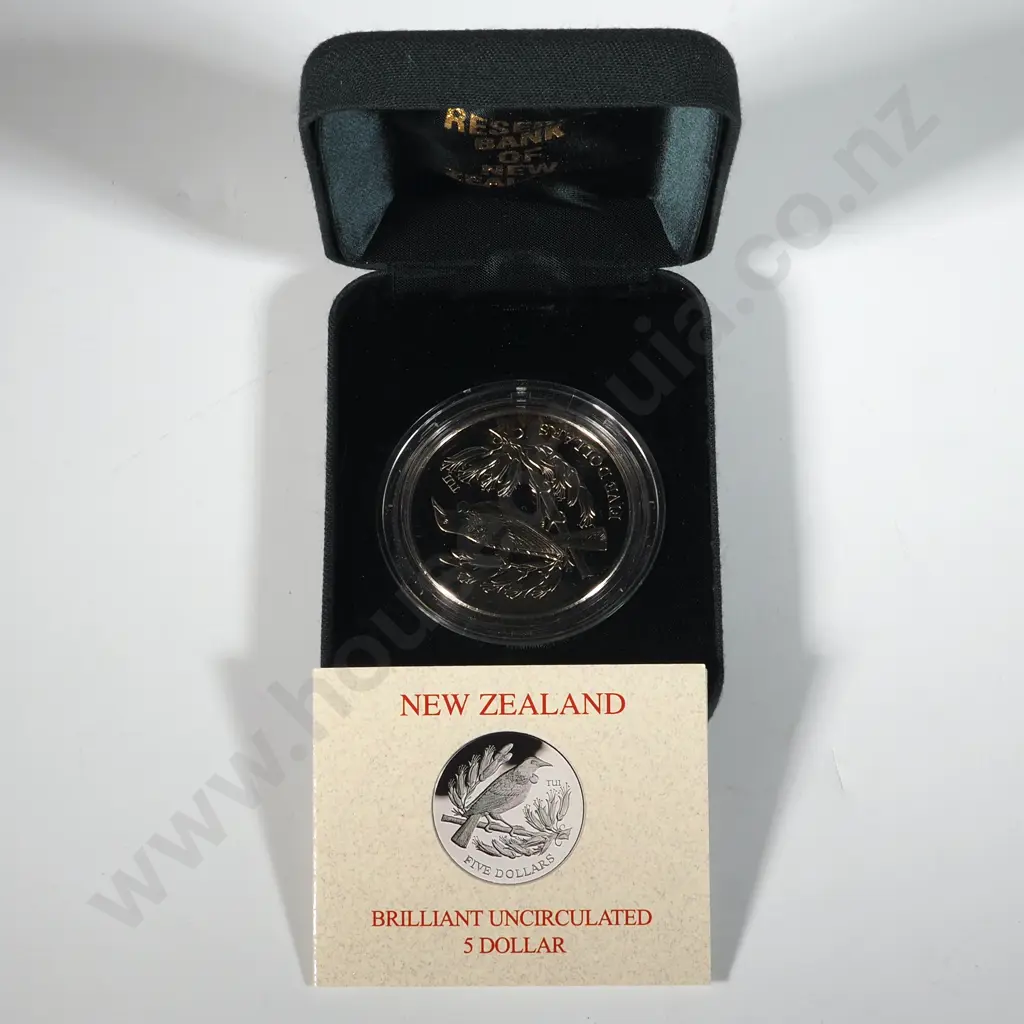 1995 Tui Silver BUNC Coin  Image 1++