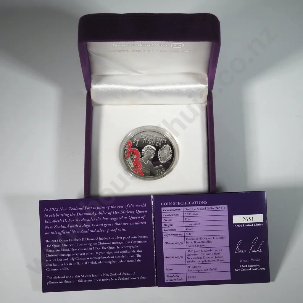 2012 Diamond Jubilee 1 Ounce Silver Coin  Image 1++