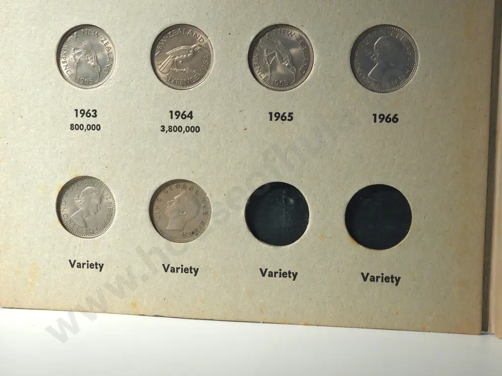 New Zealand Bertrand Sixpence Album - Complete  Image 1++