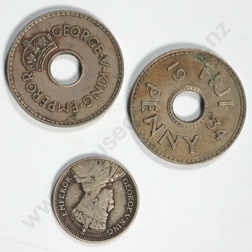 Three 1934 Fiji Coins  Image 1++