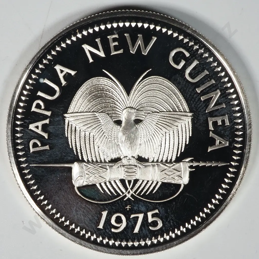 1975 Papua New Guinea 5 Kina Silver Coin - 13.8 Grams ASW Image 1++
