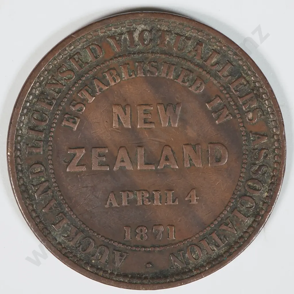 1871 Auckland Licensed Viticultures Association Token  Image 1++