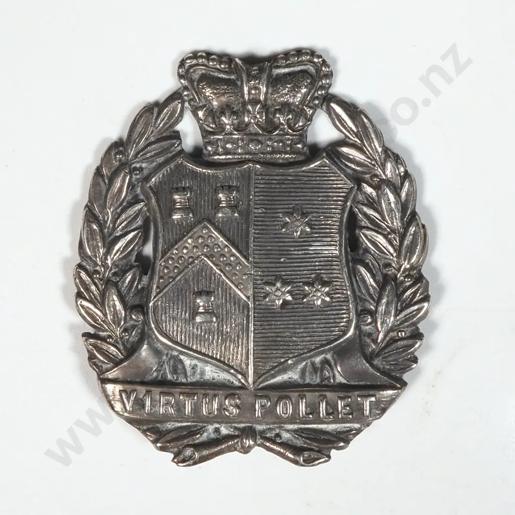 Kings College Auckland Sterling Silver Crest - No Reverse Pin  Image 1++