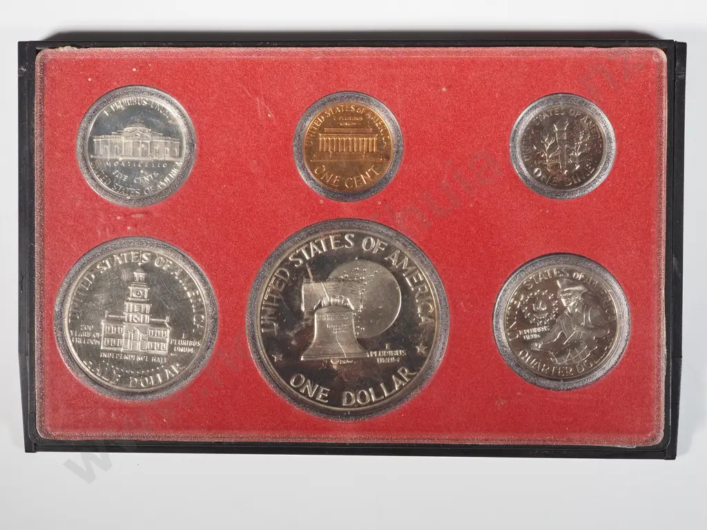Canada Proof Set / United States UNC Set & Sterling Silver Proof 25 Pence Coin Image 1++