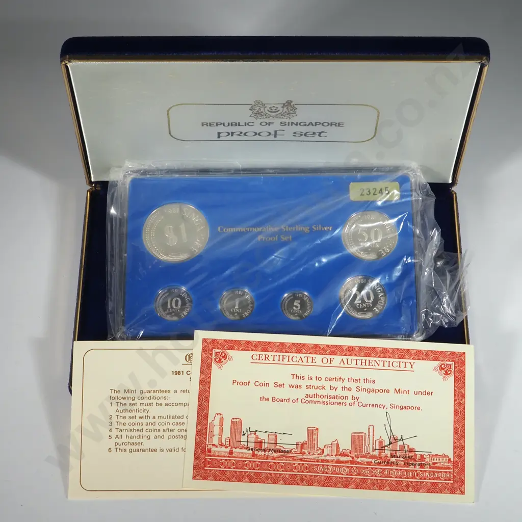 1981 Singapore Sterling Silver Proof Coin Set  Image 1++