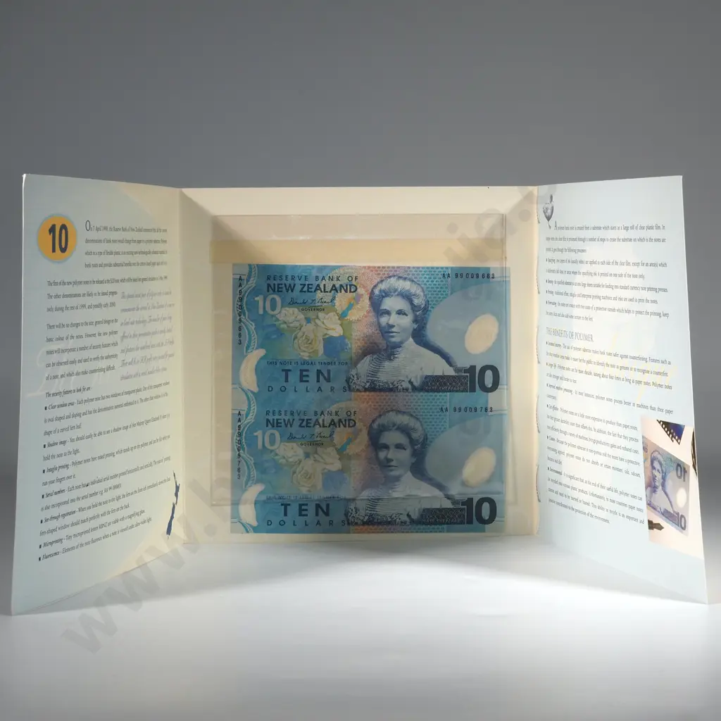 1999 Ten Dollar Uncut Sheet of Two Presentation Pack  Image 1++