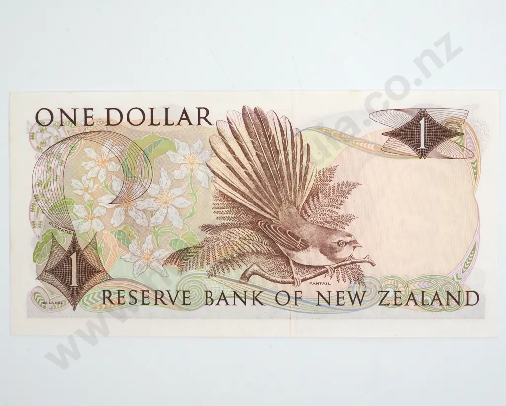 New Zealand One Dollar Fleming Banknote AUNC  Image 1++