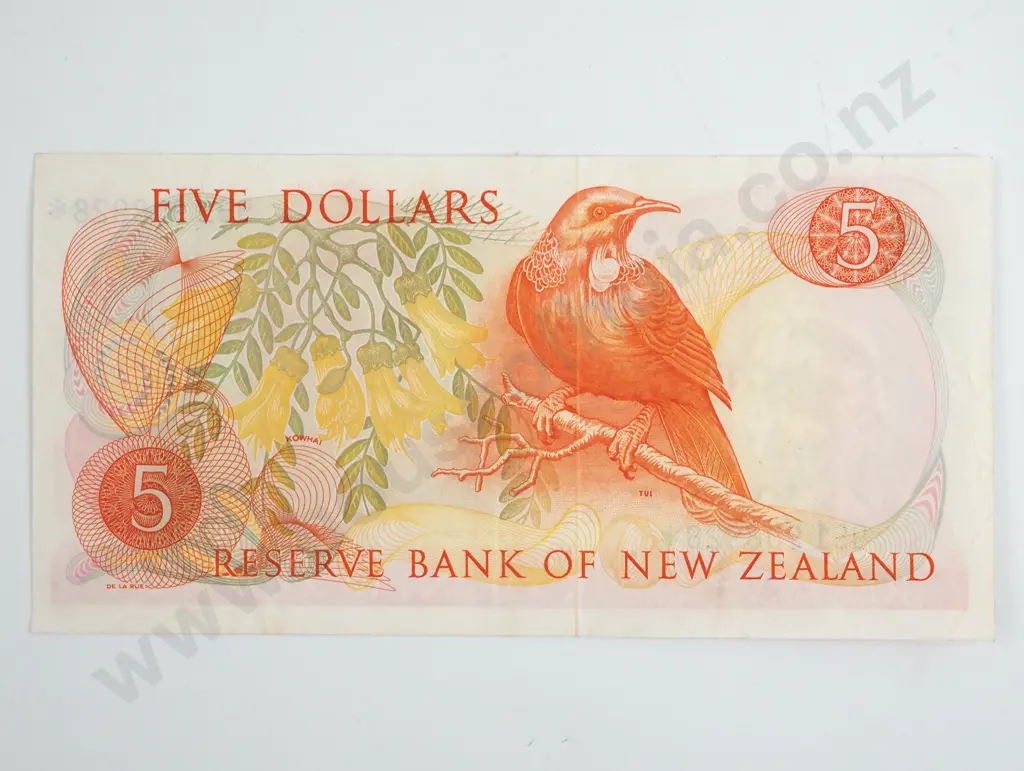 New Zealand Five Dollar Hardie Star Banknote AUNC  Image 1++