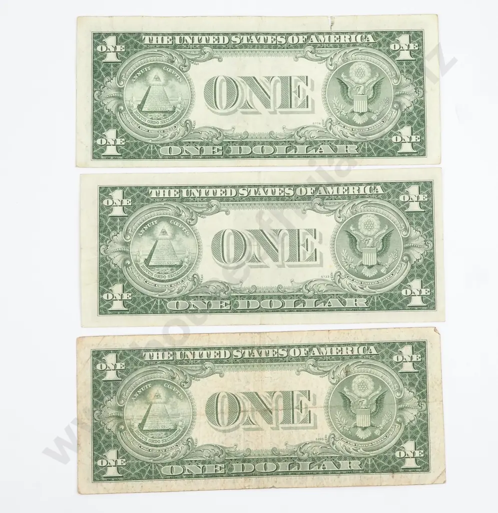 Three United States of America Silver Certificate One Dollar Banknotes  Image 1++