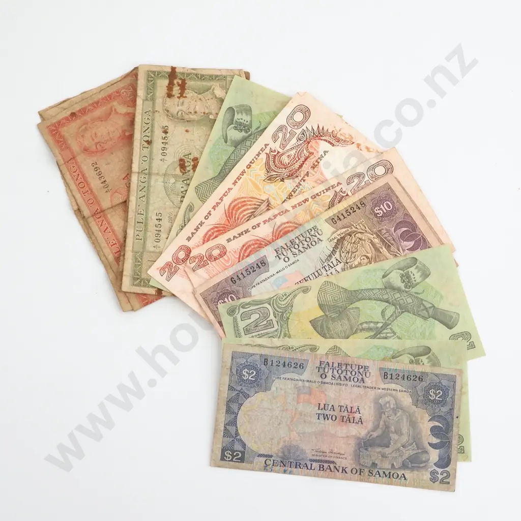 Assorted Pacific Islands Banknotes  Image 1++