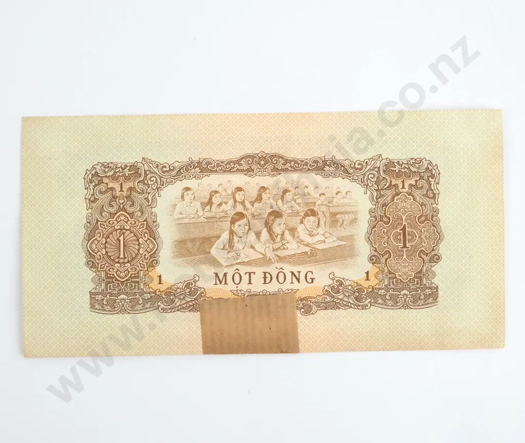 Vietnam One Dog Banknote  Image 1++
