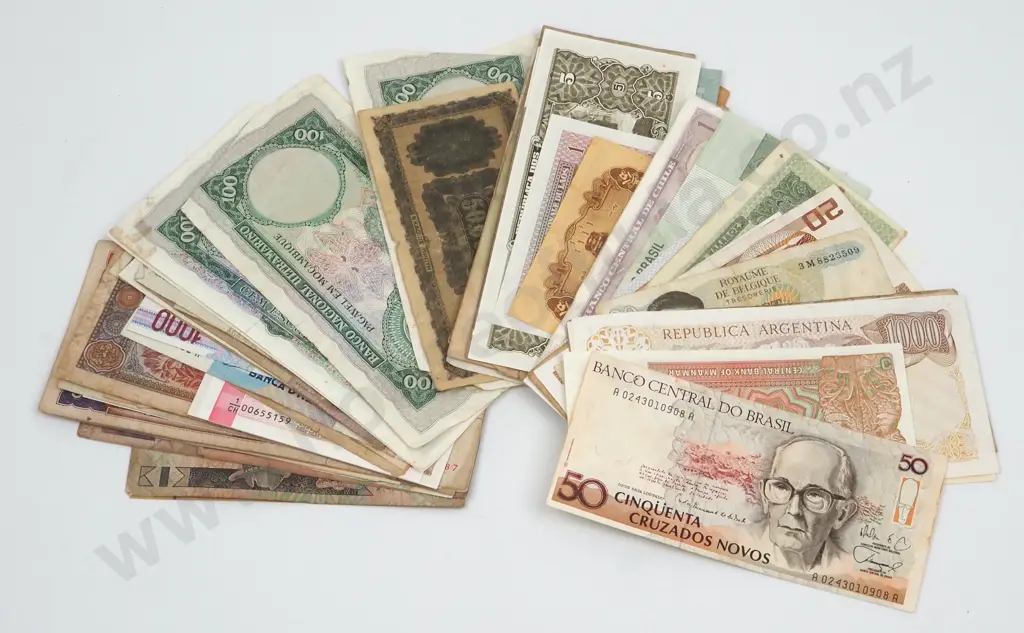 Approximately 40 Vintage World Banknotes  Image 1++