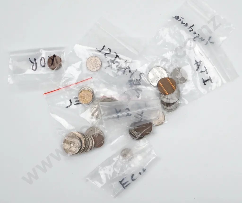 Assorted International Coinage  Image 1++