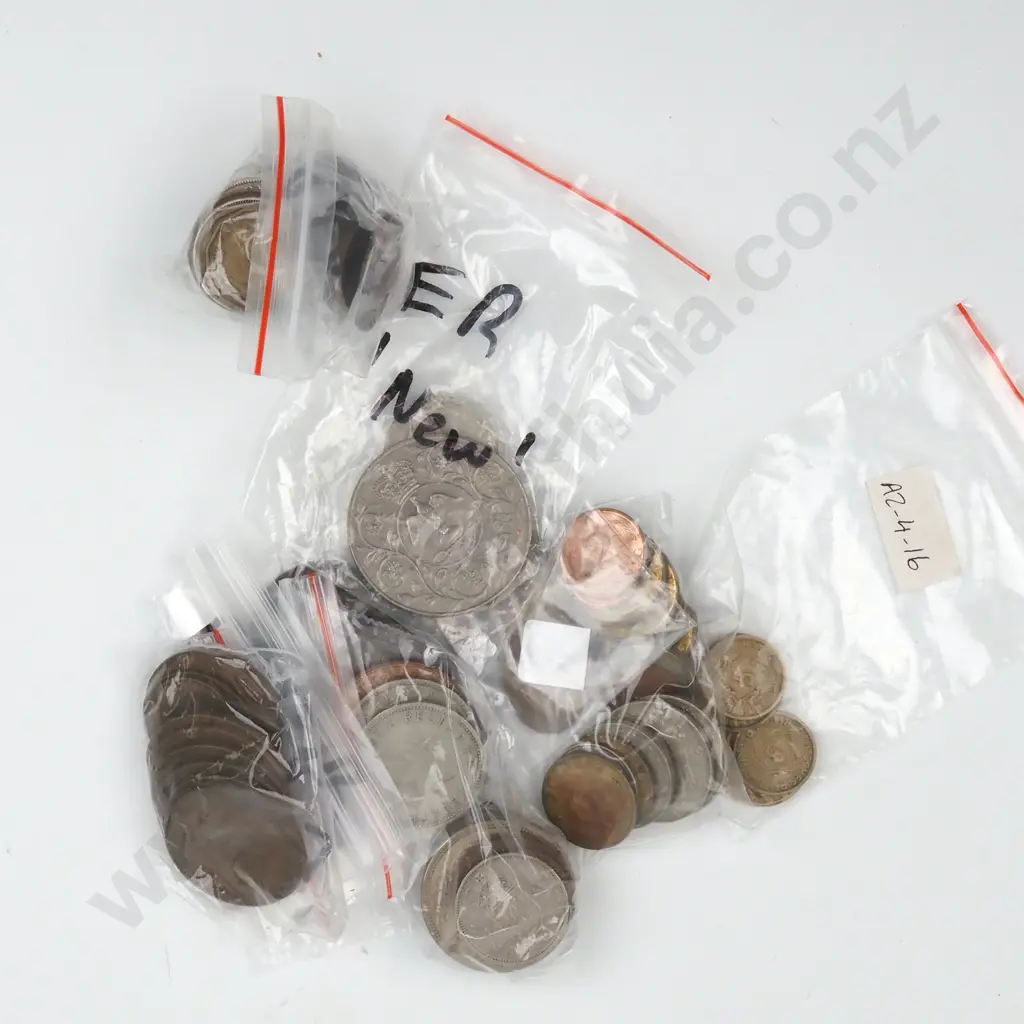 Assorted International Coinage - Mainly English  Image 1++