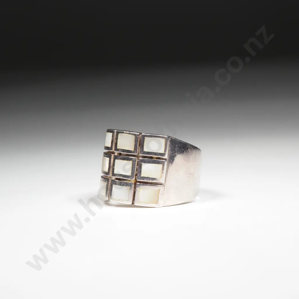 Sterling Silver Modernist Ring Set w Mother of Pearl Image 1++