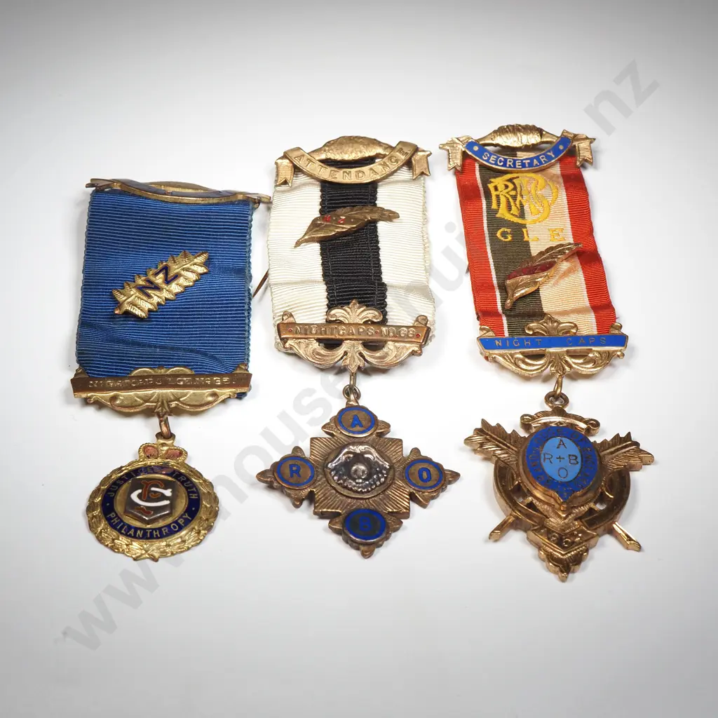 Assorted lodge Medals Image 1++
