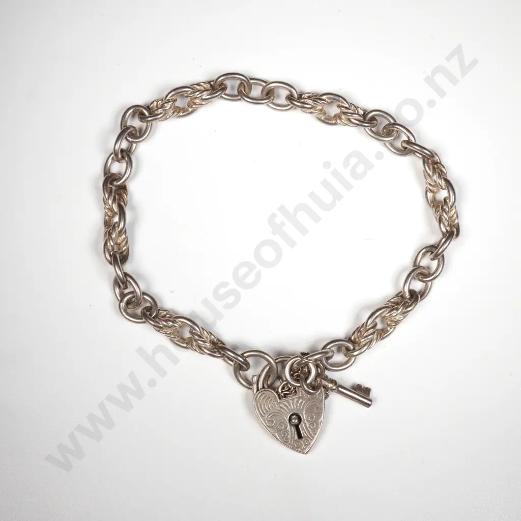 Sterling Silver Fancy Link Bracelet w Heart Locket  Image 1++