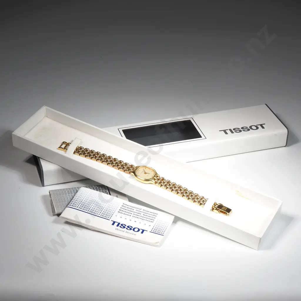 Vintage Tissot Ladies Watch Box Complete w Papers Image 1++