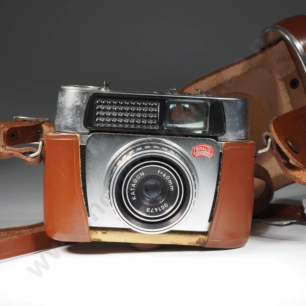 Braun Paxette Electromatic 35mm Film Camera Produced By Braun From The Late 1950s  With Built In Selenium Mixture   Image 1++