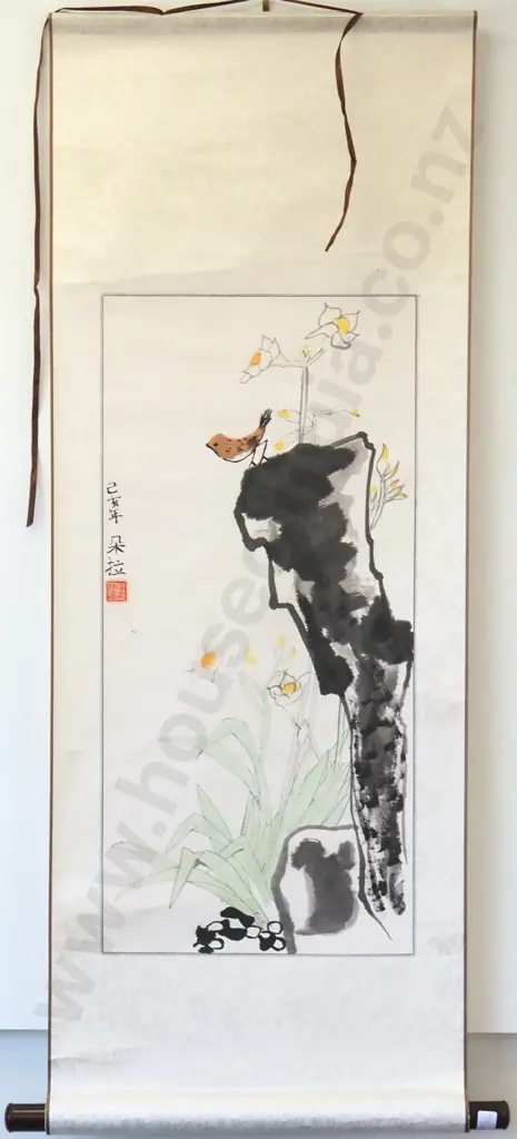 Vintage Meiji Japanese Tokanabe Vase A/F & Hand Painted Scroll. Image 1++