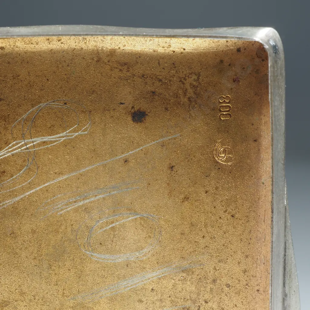 Silver Snuff Box w Engine Turned Decoration Marked 800 Image 1++