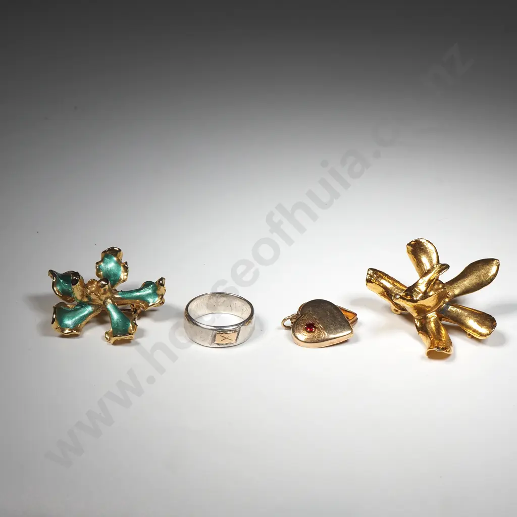 Sterling Silver Band Ring w Gold Coloured Cartouche, 9ct Gold Lined Heart Shaped Locket, Two Gold Plated Orchid Brooches Image 1++