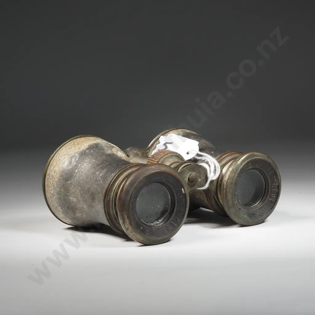 Pair Of Vintage Binoculars From the Le Jockey Club, Paris. In Poor Condition. Image 1++