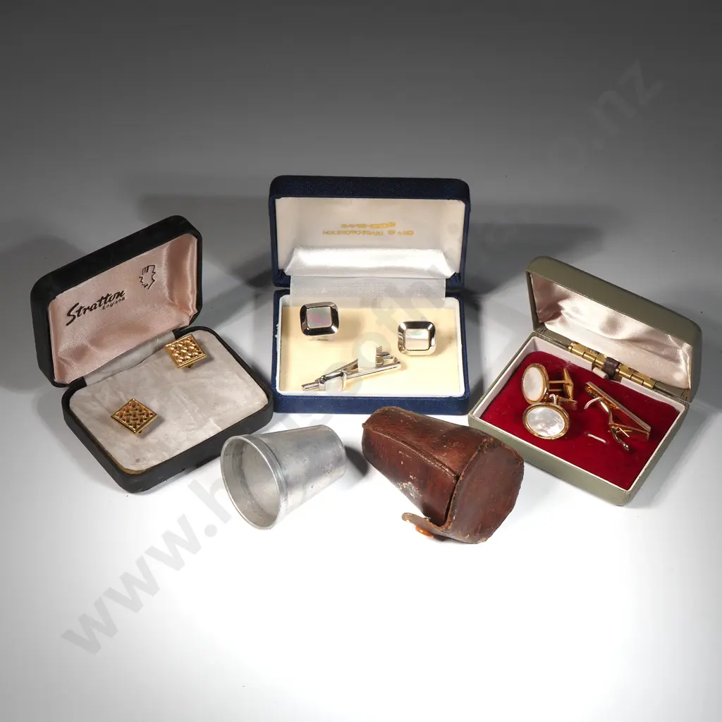 Three Boxes Containing Cufflinks & Tie Pins & A  Small Vintage Leather Holder Containing Travelling Beakers  Image 1++