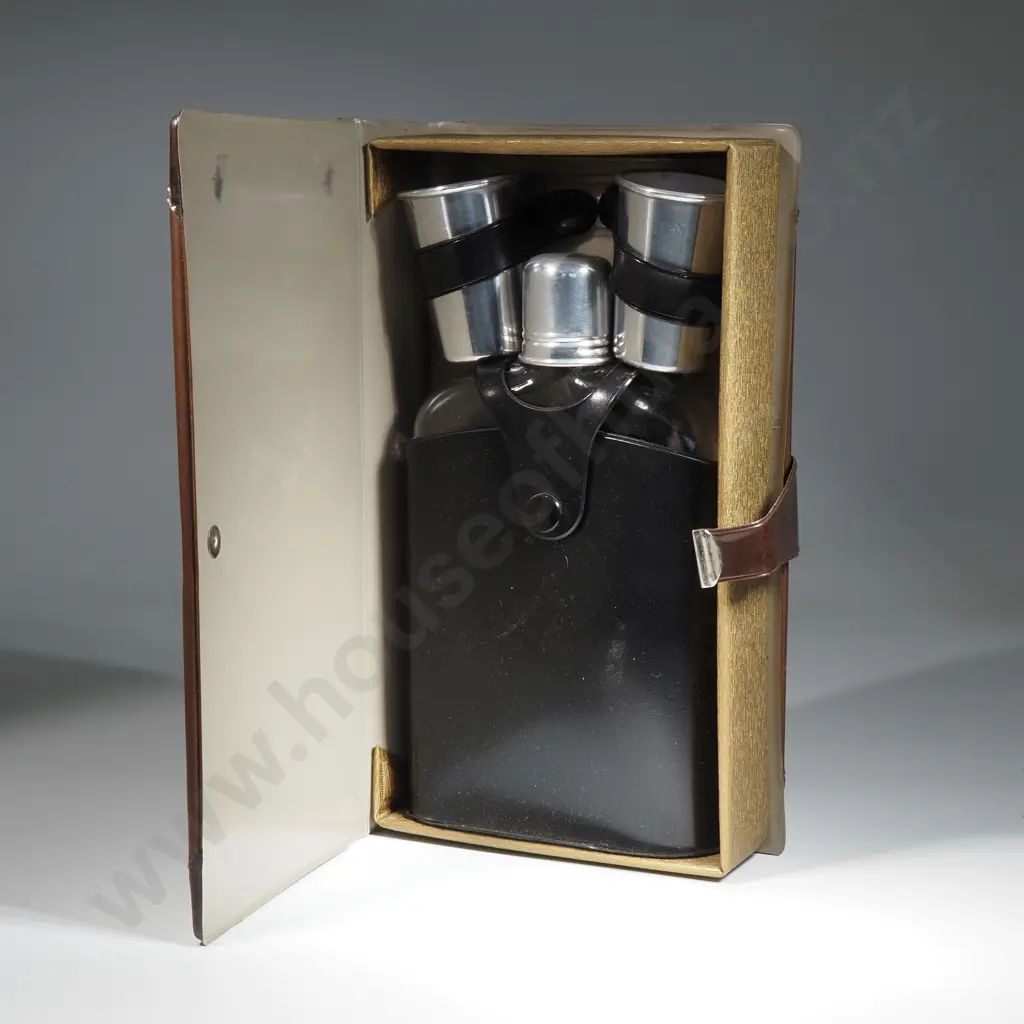 Flask & Glasses In The Form Of A Book Titled " How to Improve Your Golf" By U.R.A Boozer Image 1++