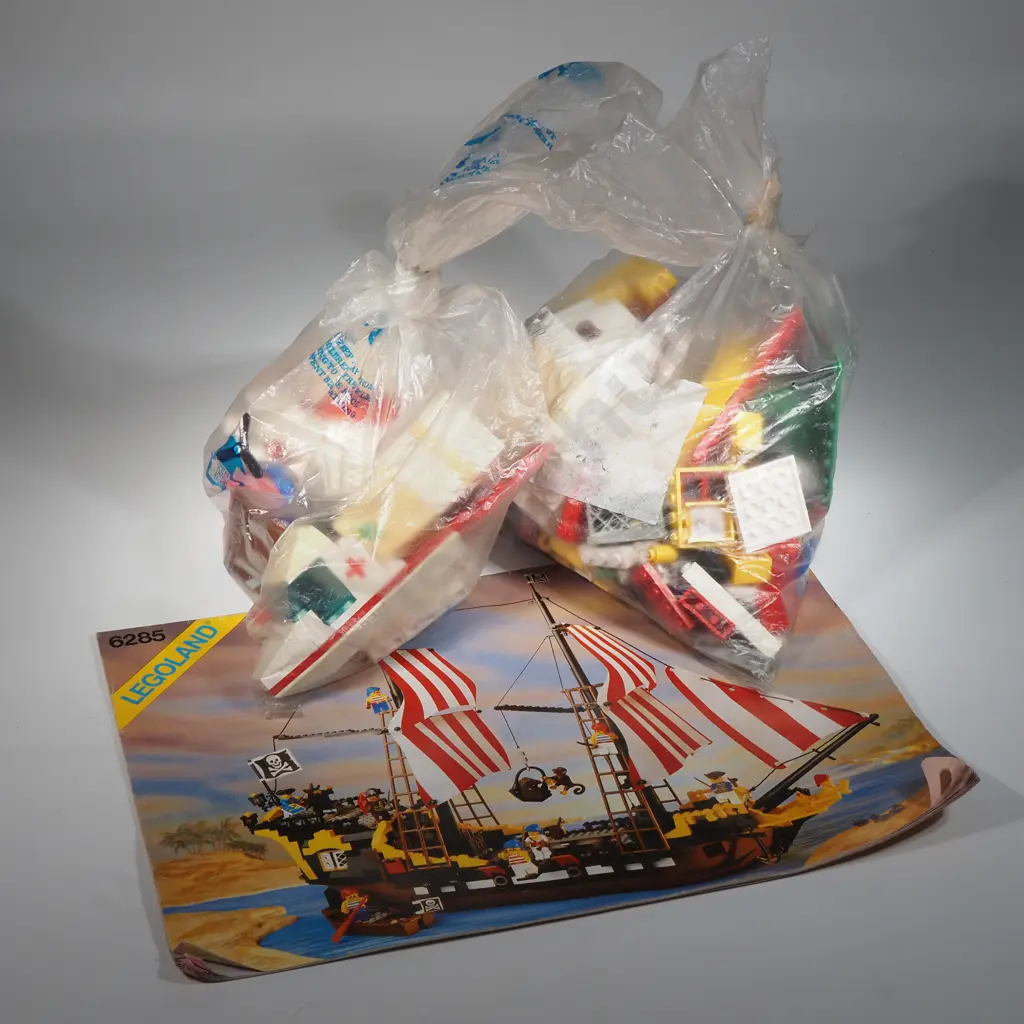 Lego 6285 Pirate Ship w/ Instructions; Playmobile Parts & Boat Instructions. Assortment of Lego pieces A/F Image 1++