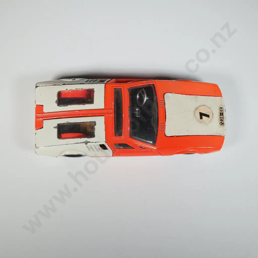 Dinky Toys: De Tomaso Mangusta Car Image 1++