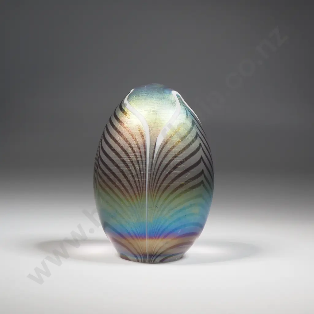 Robert Eickholt; Pulled Feather. Art Glass. Egg Shaped Paperweight. 1980 -1990 Image 1++
