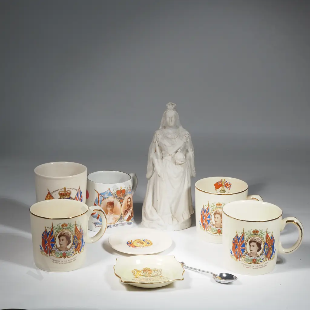 Collection Of Royal Visit Souvenir Ware Including Four Mugs, Beaker & Two Pin Dishes Including  King George V & Mary Image 1++