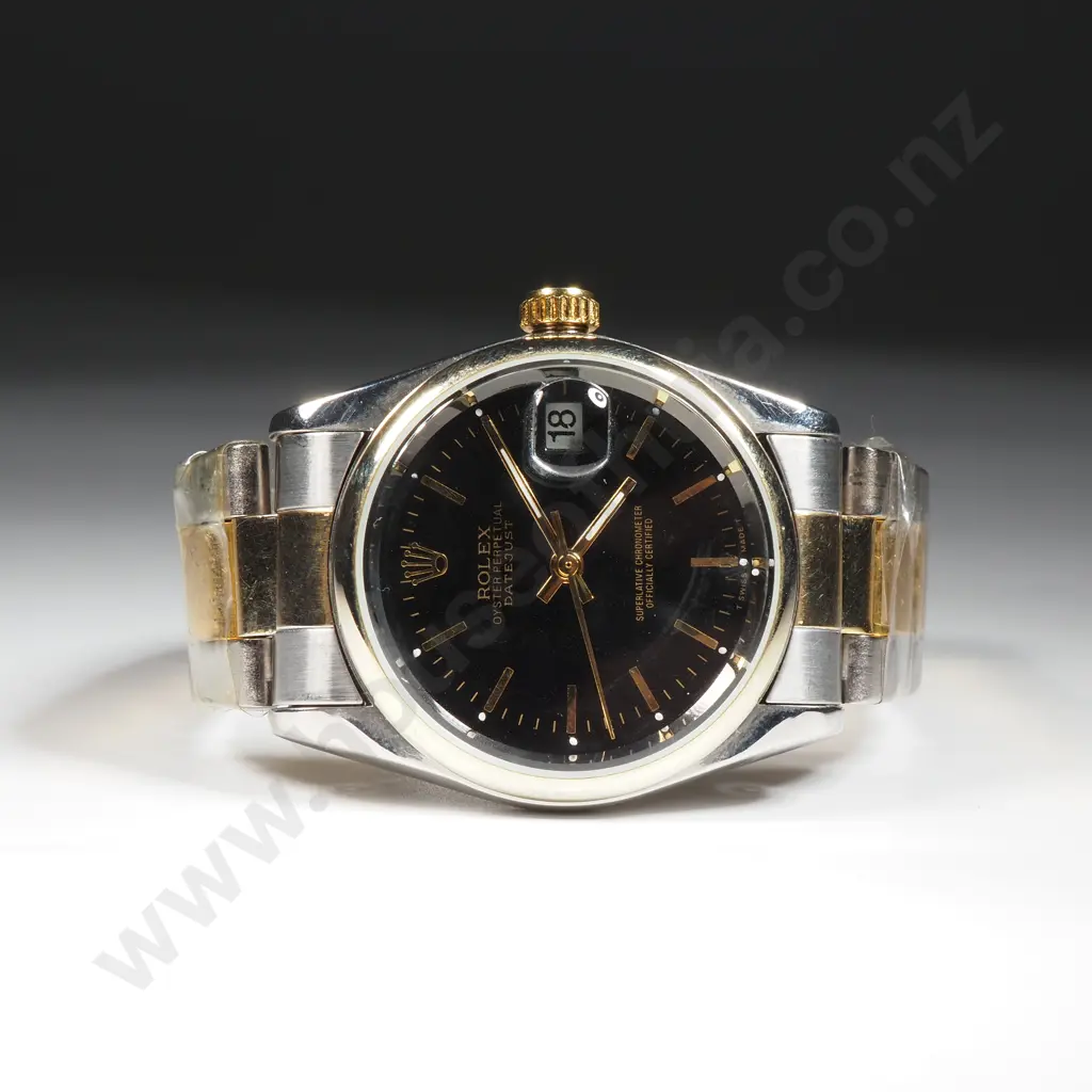 Rolex  Oyster Perpetual DateJust  Copy Watch Image 1++