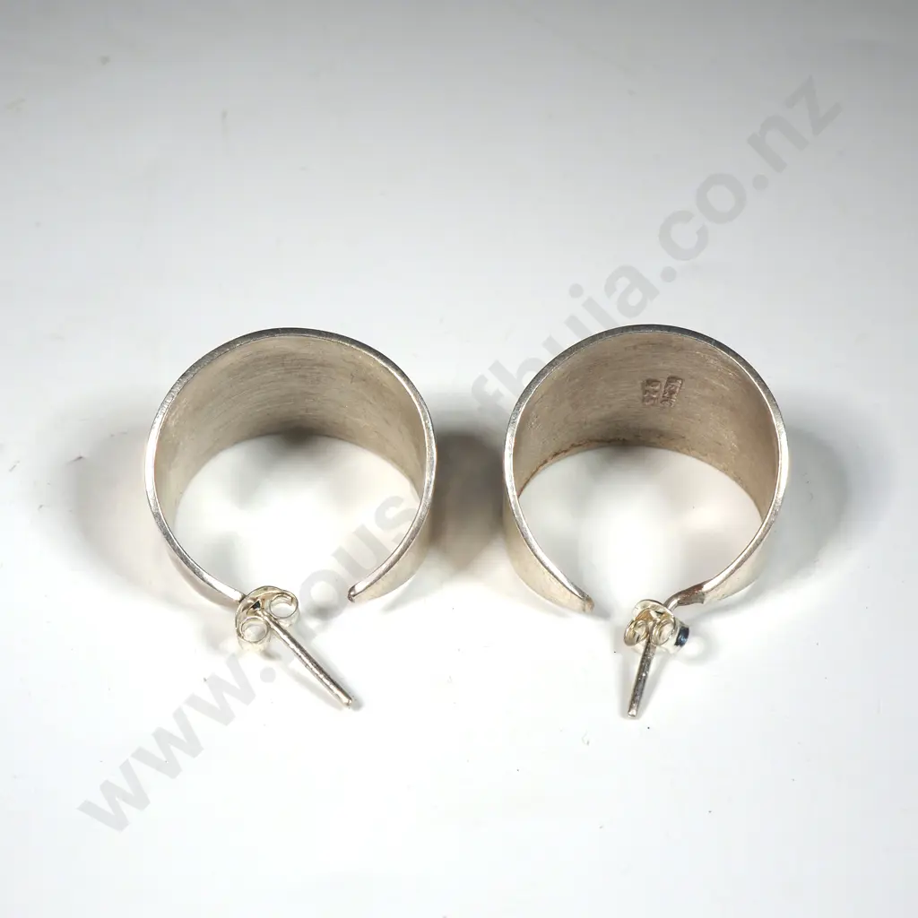 Pair Of Graduated  Sterling Silver Hoop Earrings Image 1++