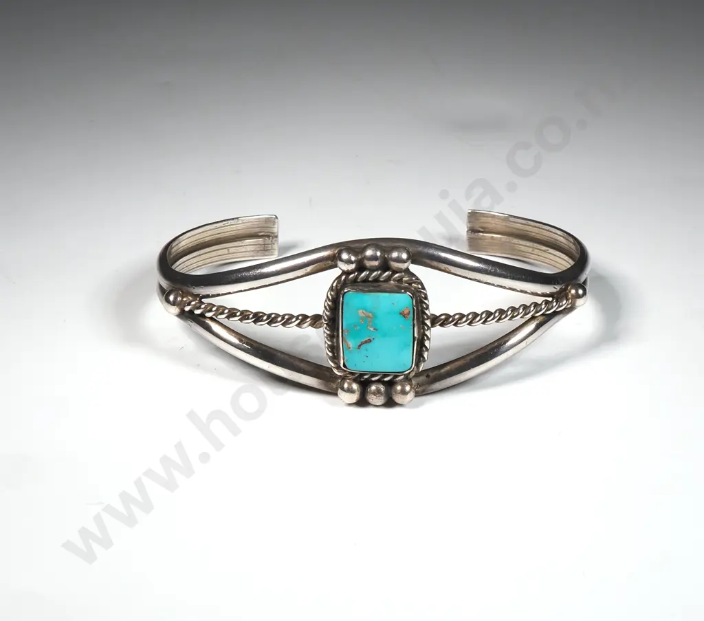 Mexican Sterling Silver Cuff Bangle Set With A Turquoise Stone Image 1++